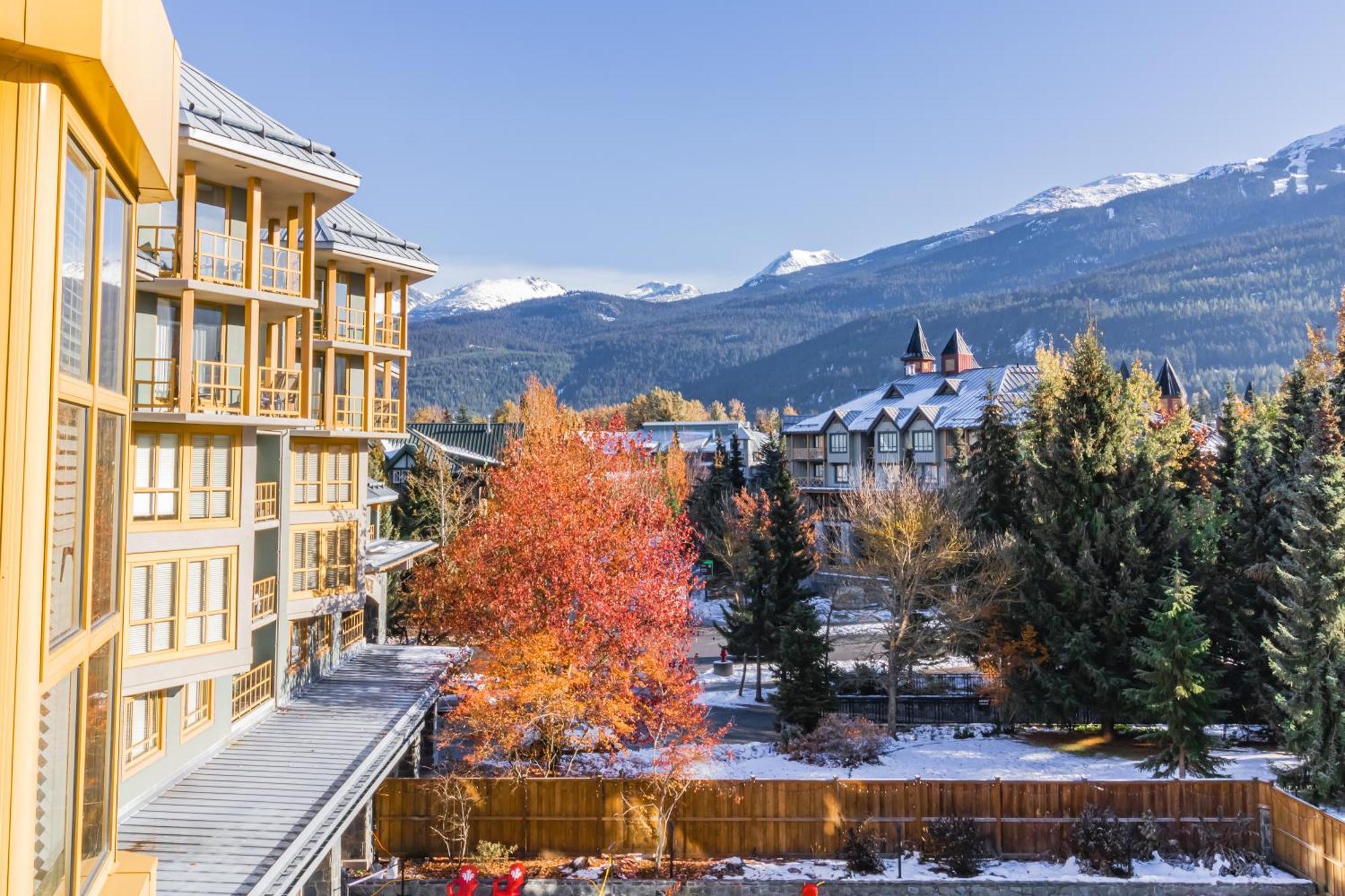 Cascade Lodge Whistler Exteriör bild
